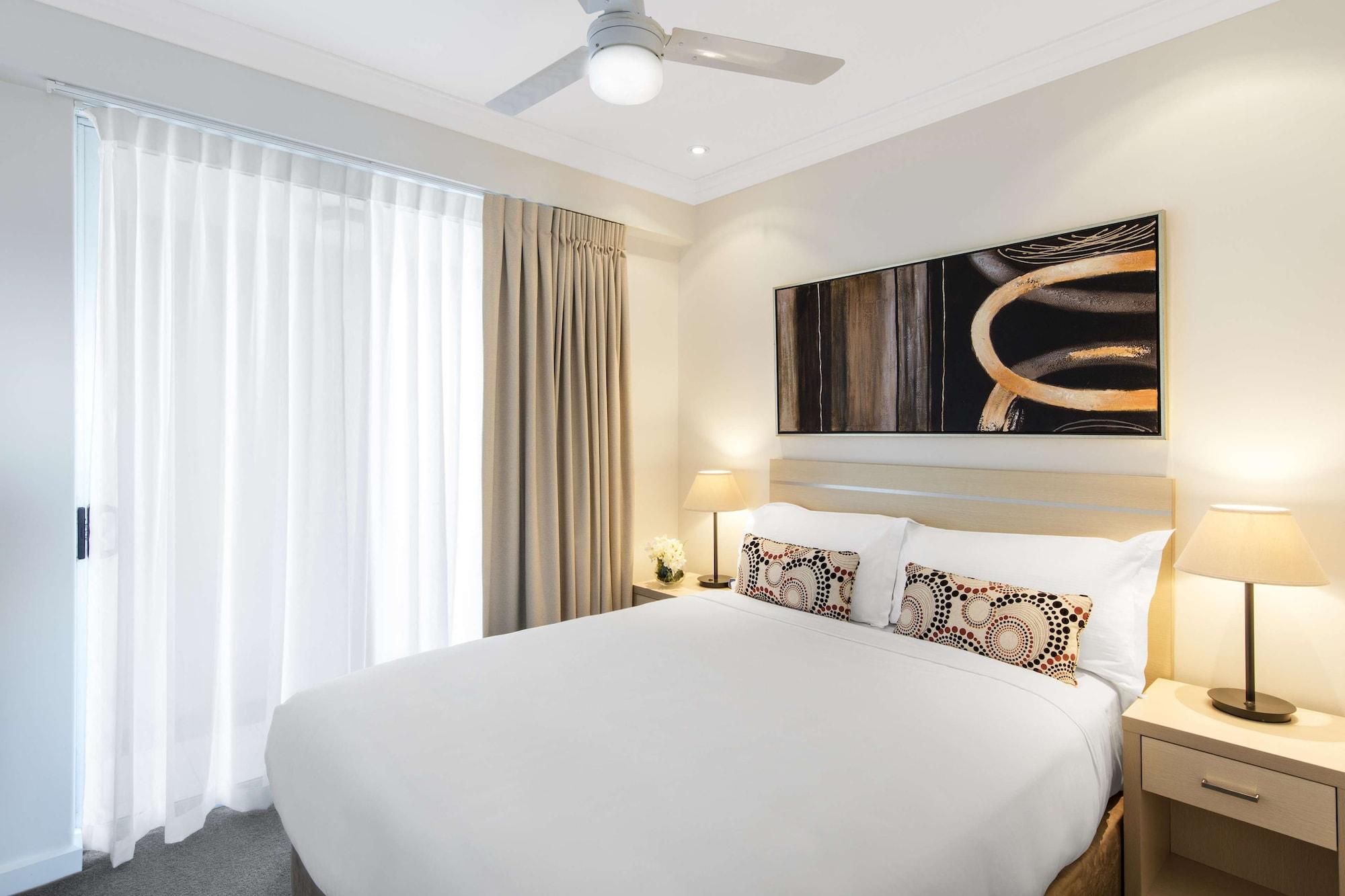 Oaks Brisbane Mews Suites Екстер'єр фото