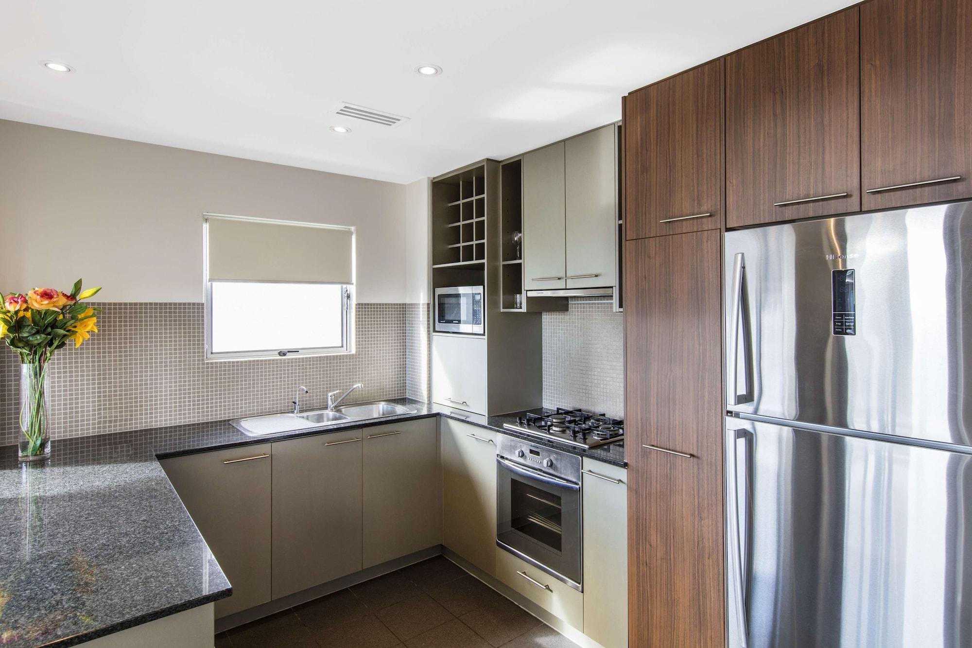 Oaks Brisbane Mews Suites Екстер'єр фото