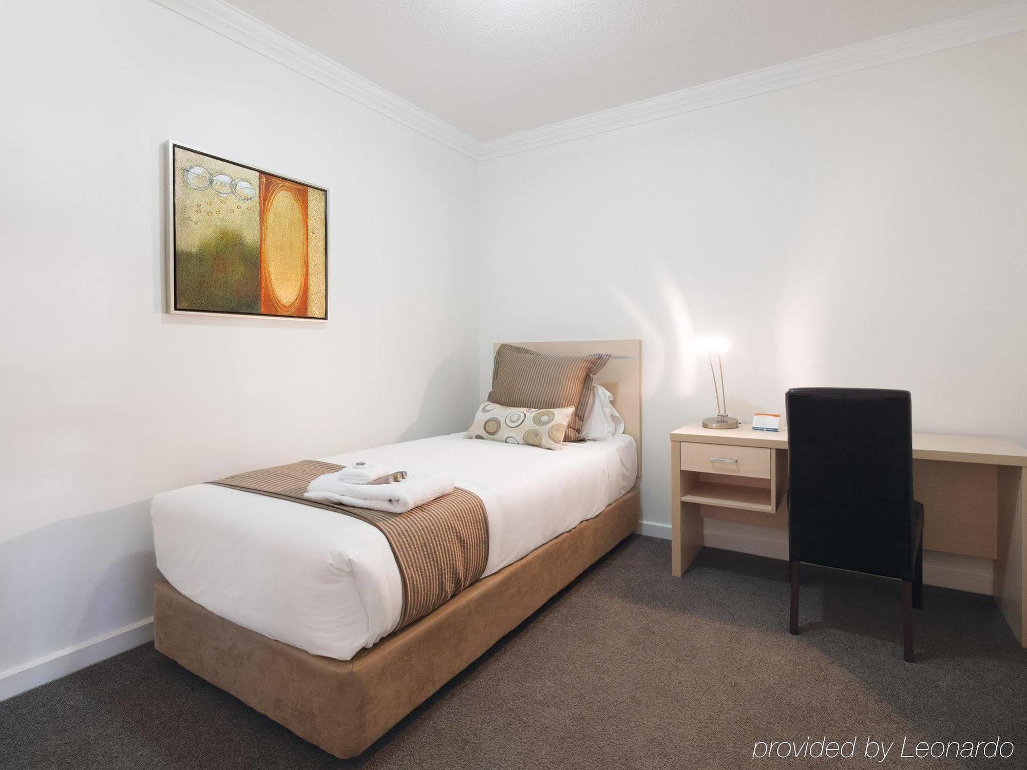 Oaks Brisbane Mews Suites Екстер'єр фото