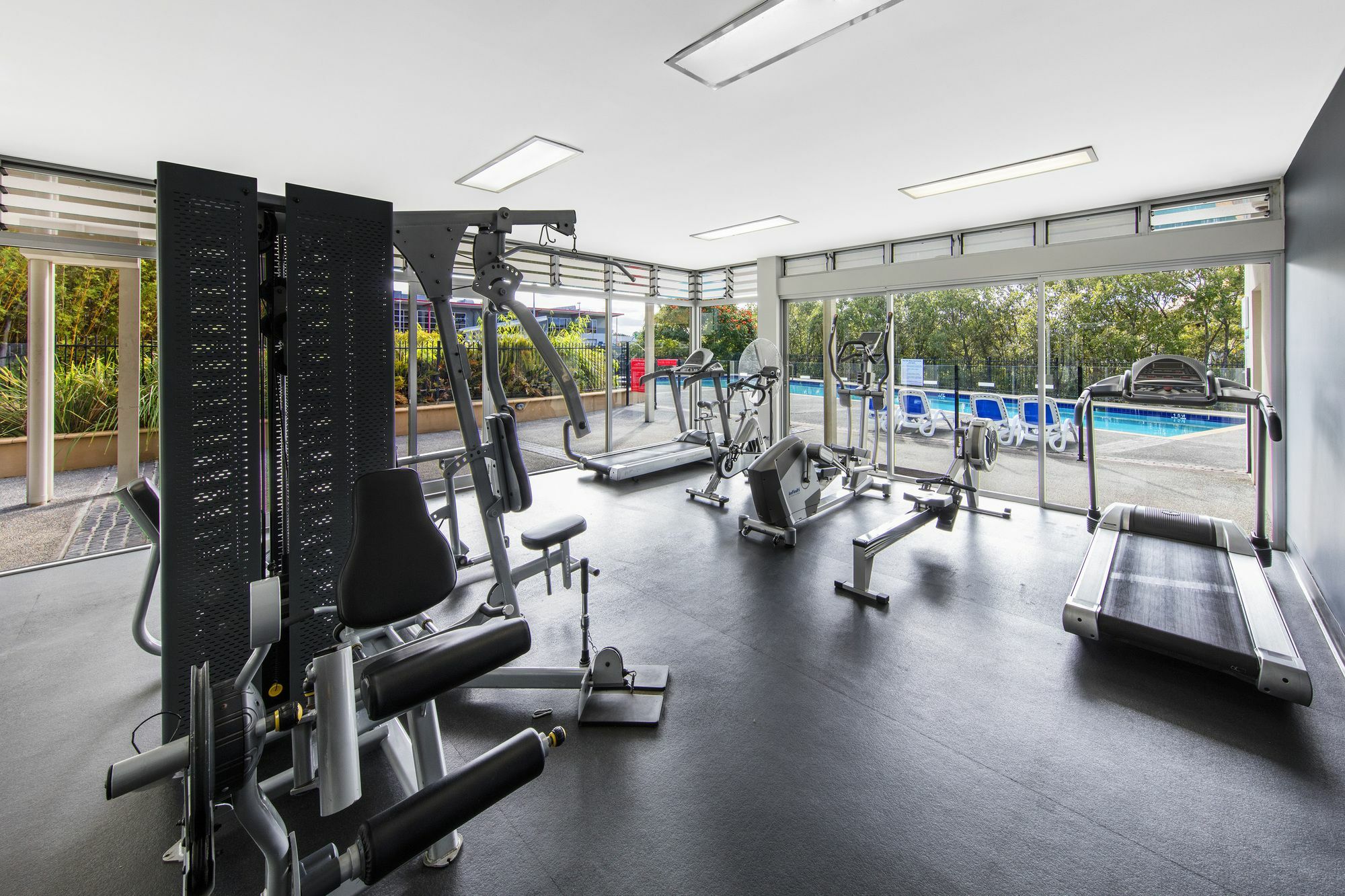Oaks Brisbane Mews Suites Екстер'єр фото